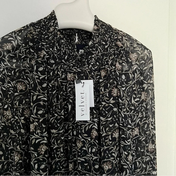 Velvet by Graham & Spencer
Kirsten Thistle Print Ruched Waist Dress - Picture 9 of 10